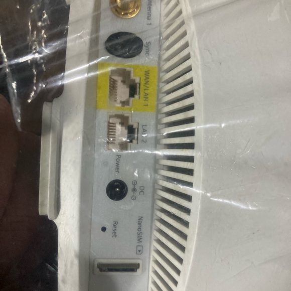 Netgear Orbi Wifi Router - Picture 8 of 10